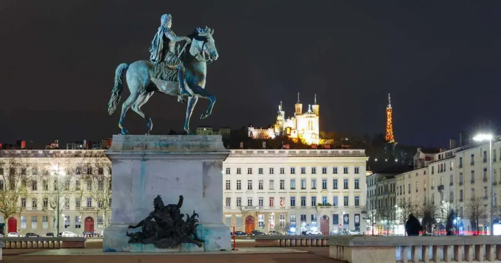 Night Place Bellecour at Night-Tourist Places to Visit in Lyon